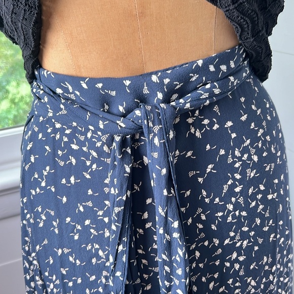 Ganni Wrap Skirt EU 36 US S - Picture 4 of 8